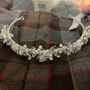 Crystal and Pearl wedding headband / tiara